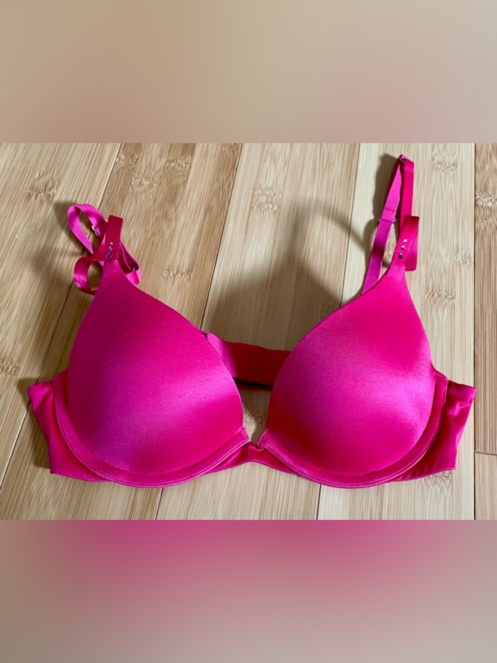 Victoria’s Secret Biofit Uplift Demi Bra, 32B